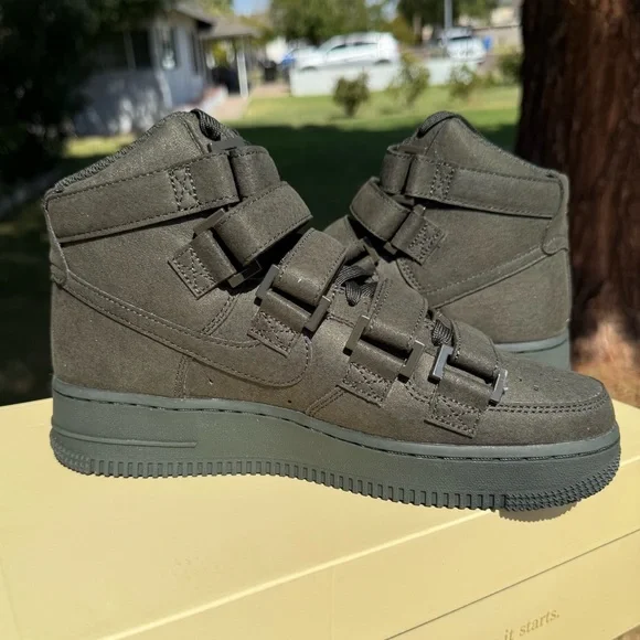 NEW! NIKE X BILLIE EILISH AIR FORCE 1 HIGH '07 SEQUOIA, Men’s 6, Women’s 7.5 NIB - Picture 2 of 6